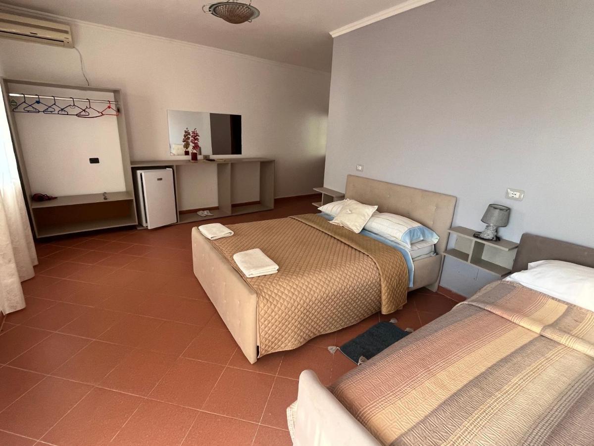 Blue Dream Holiday Hotel Влёра Экстерьер фото