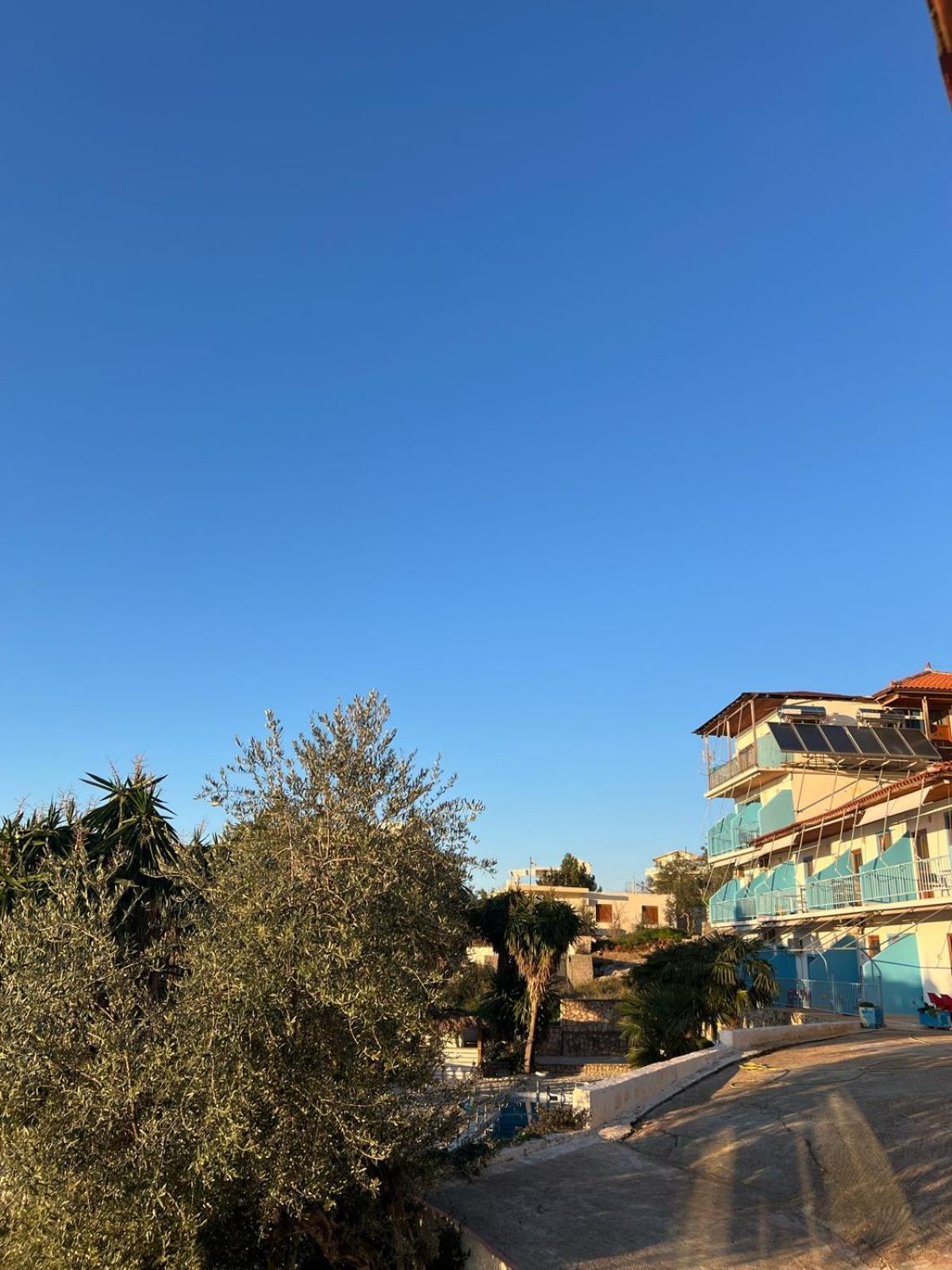 Blue Dream Holiday Hotel Влёра Экстерьер фото